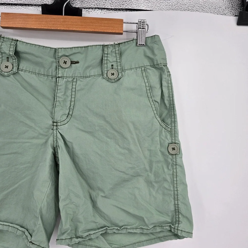 Mossimo Supply Co Womens Sage Green Cotton Utility Cargo Shorts Size 7 RN17730